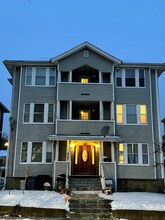 Building Photo - 143 Providence St