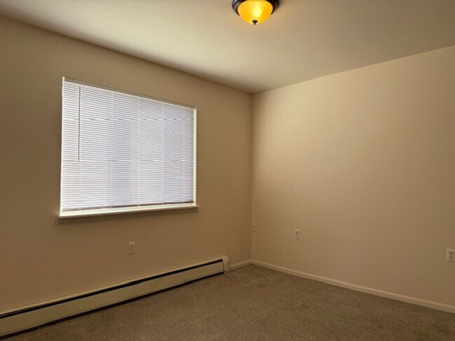 Foto del edificio - 5411 Imperial Ct