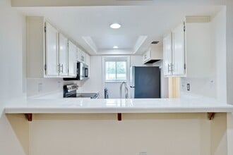 Building Photo - 1006 Summerplace Dr