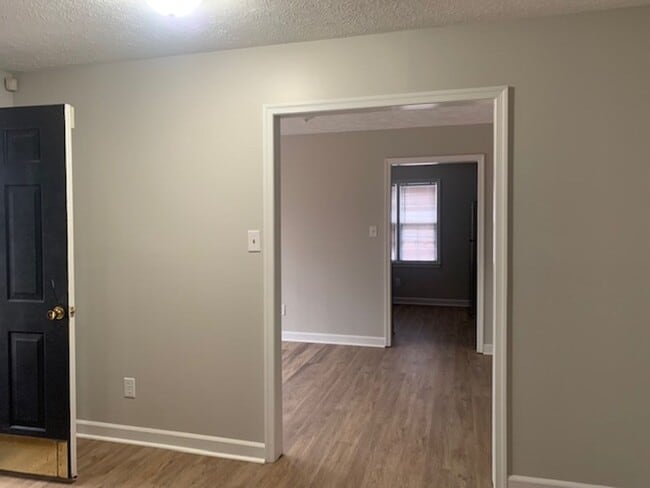 Building Photo - 2-Bedroom, 2- Bath Condo in Carolina Pines