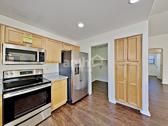 Foto del edificio - 13984 N 134th Dr