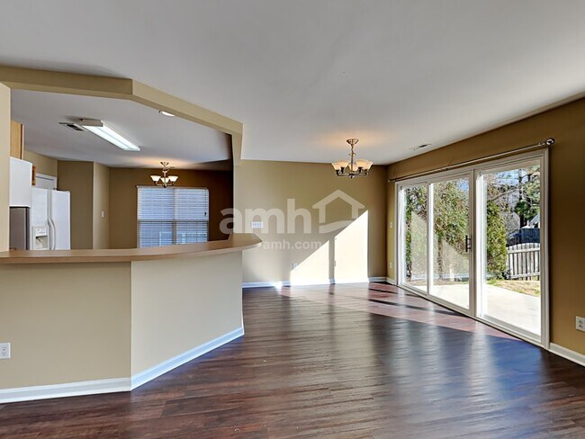 Building Photo - 5102 Wetlands Dr