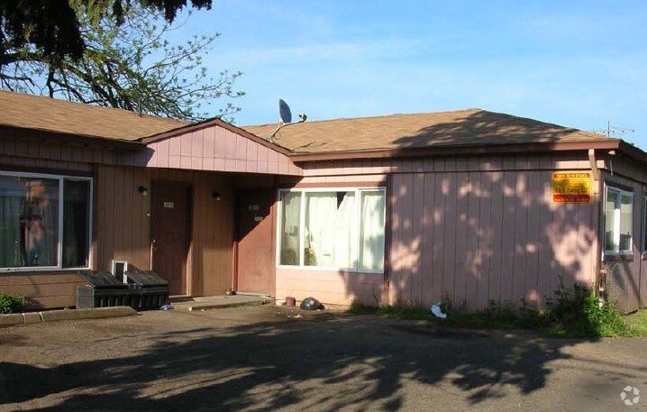 Foto del edificio - 3810-3828 Hawthorne Ave NE