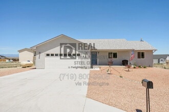 Building Photo - 449 S Laporte Dr