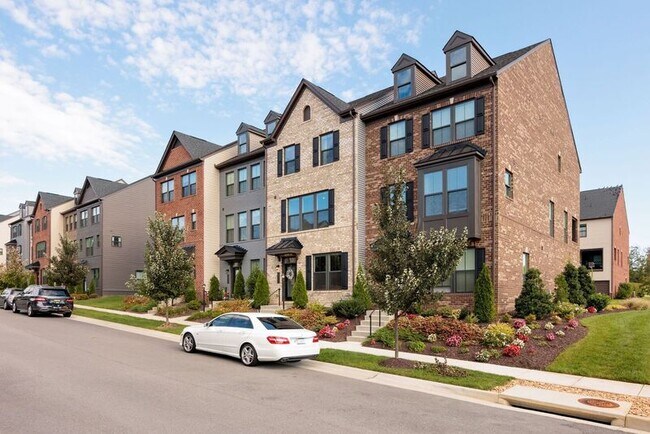 Foto del edificio - 14353 Colonyhouse Blvd