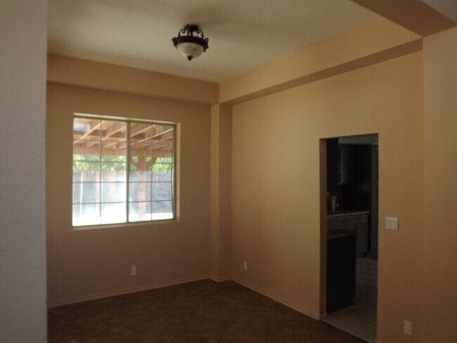 Foto del edificio - 37222 45th St E
