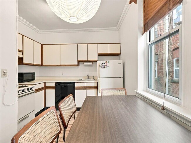 Foto del edificio - 711 Willow Ave