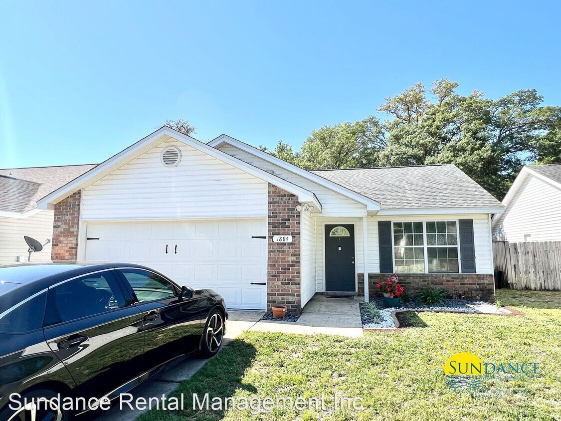 Foto principal - 3 br, 2 bath House - 1884 Greystone Lane