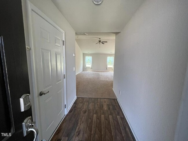 Building Photo - 882 Avery Pond Dr