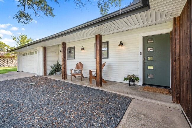 Foto del edificio - 3404 Parkway Terrace