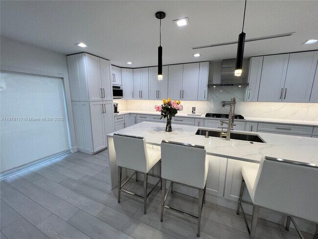 Building Photo - 6448 Rock Beauty Ter