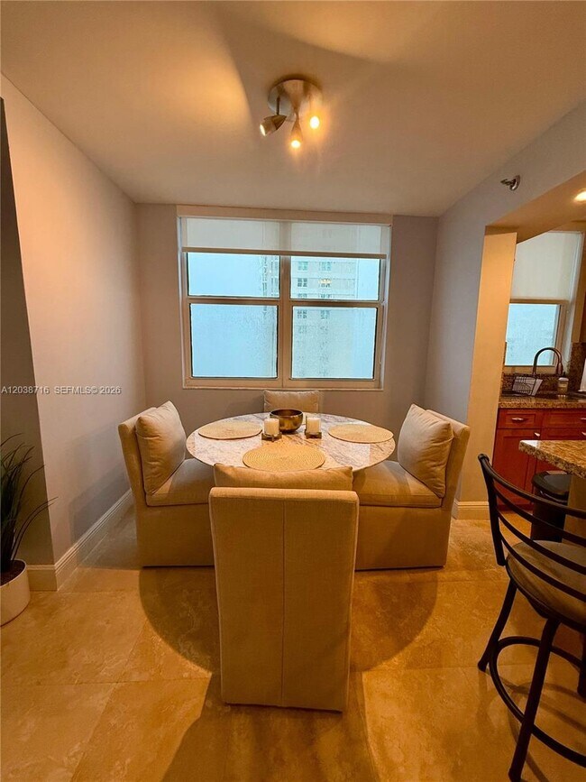Building Photo - 770 Claughton Island Dr