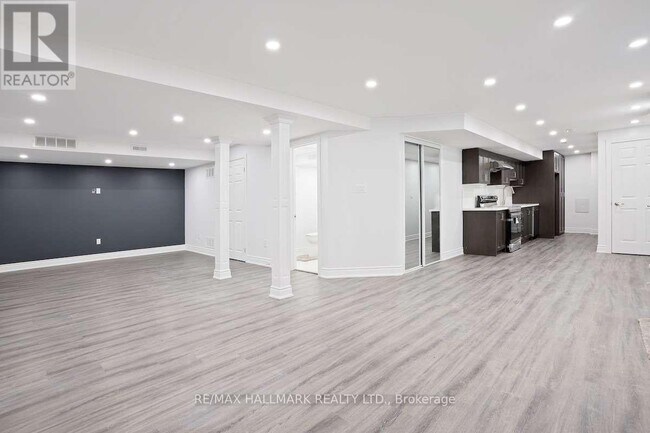Building Photo - 4 Rothbury Rd