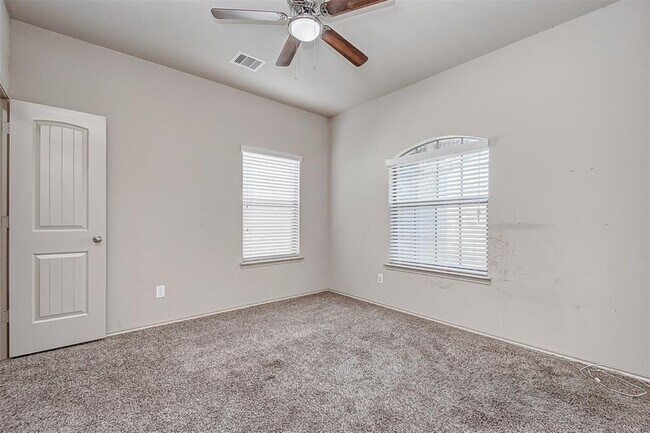 Building Photo - 20351 Louetta Reach Dr