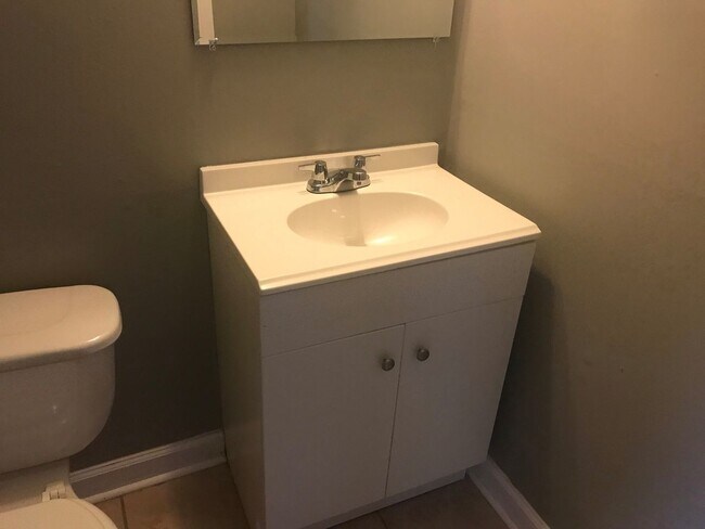 Foto del edificio - 2 Bedroom Near Downtown Charlotte