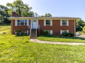 Building Photo - 6633 Wachese Ln