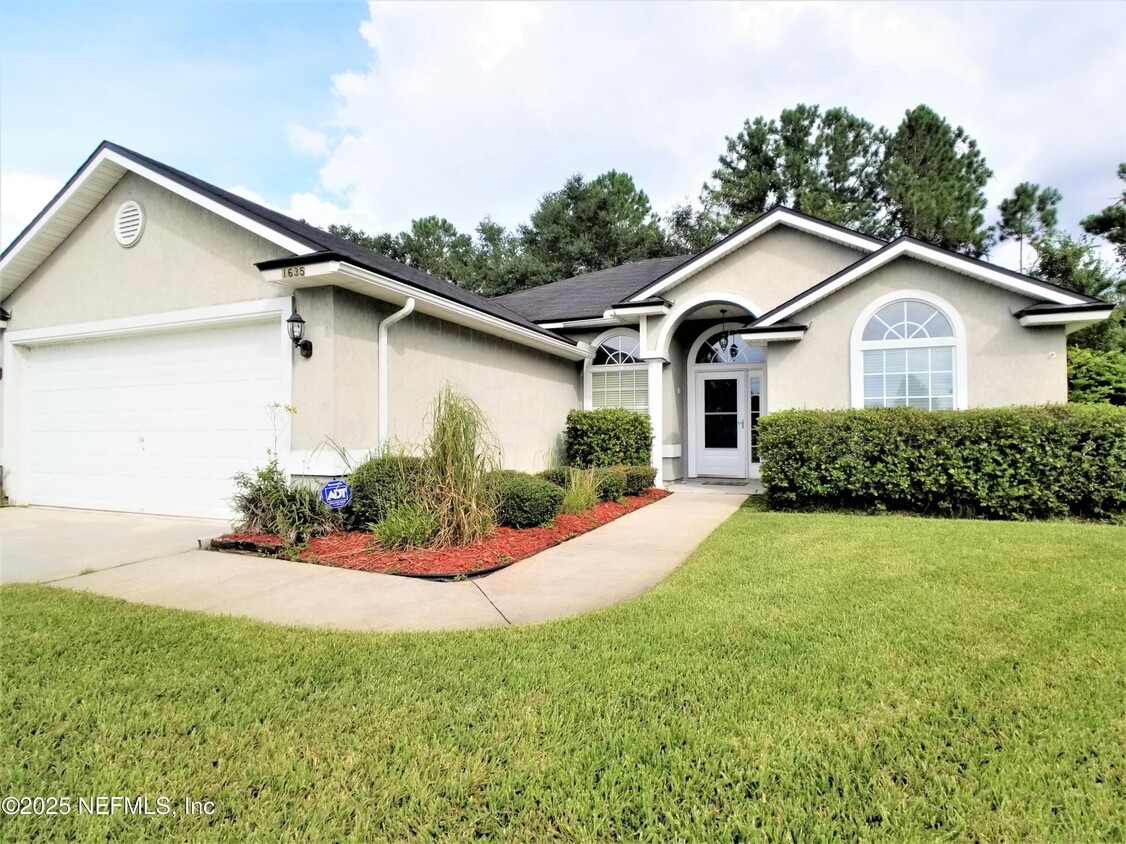 Foto principal - 1635 Heather Fields Ct