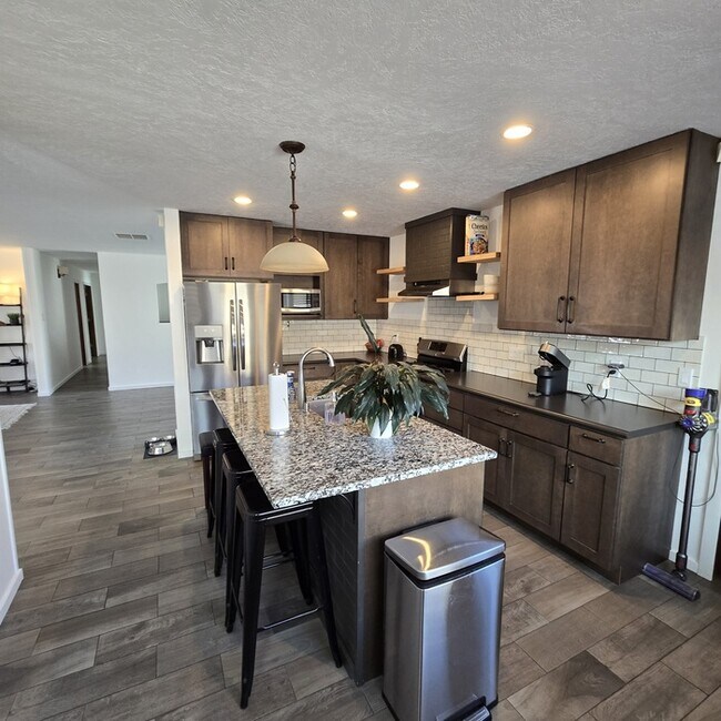 Foto del edificio - 1048 Monte Largo Dr NE