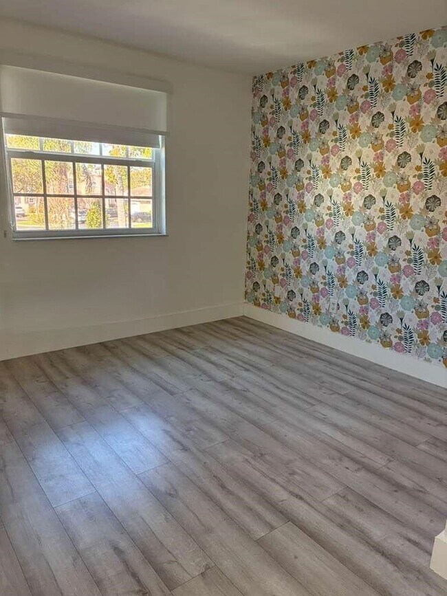 Building Photo - 11705 NW 12th St