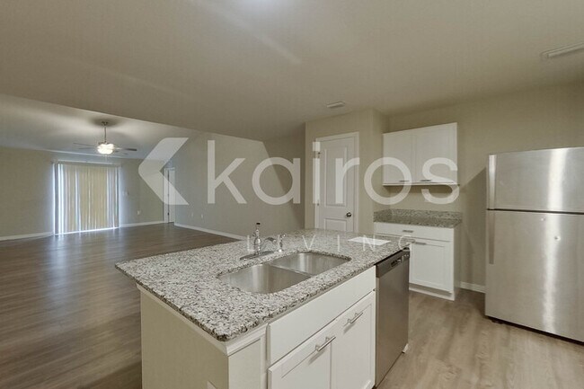 Foto del edificio - 9131 Aegean Cir