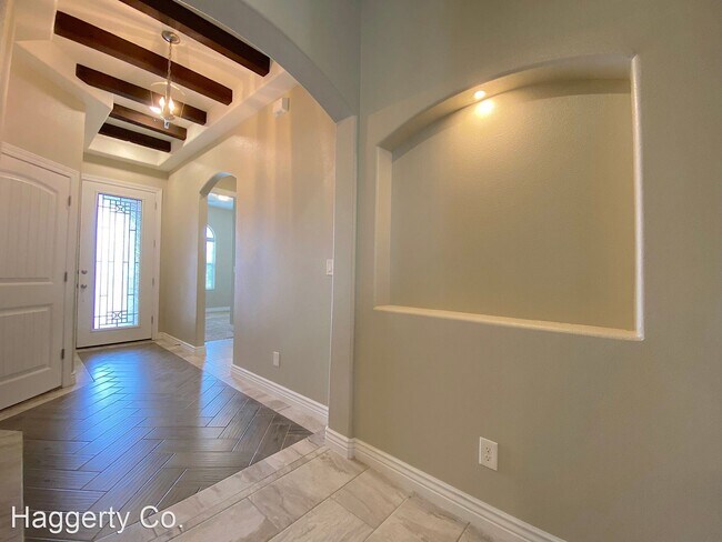 Foto del edificio - 4 br, 2 bath House - 781 Ovington