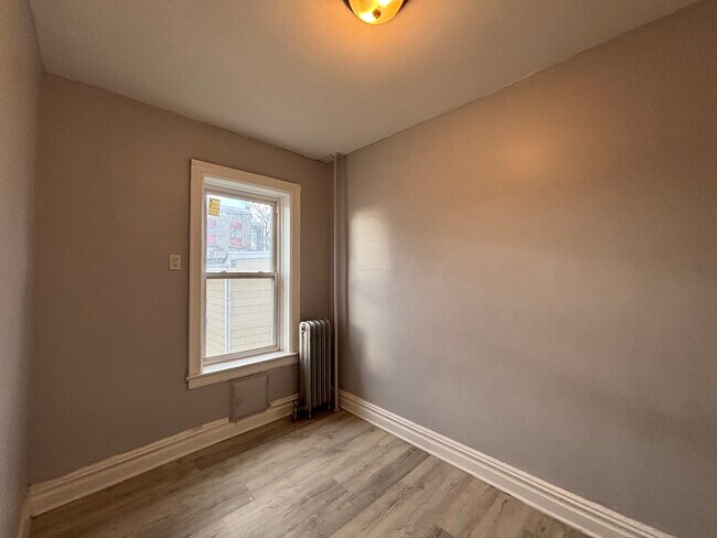 Foto del edificio - 319 Summit Ave