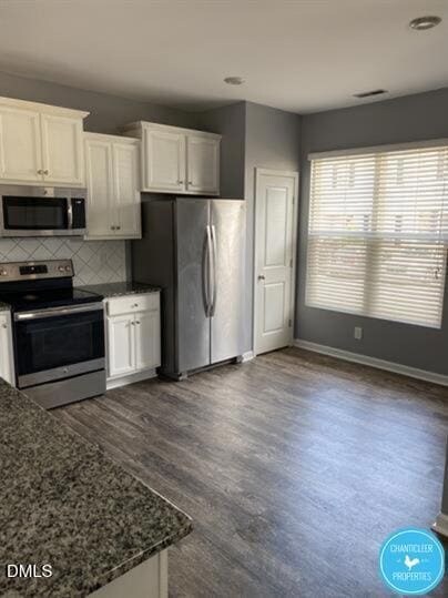 Foto del edificio - 8960 Commons Townes Dr