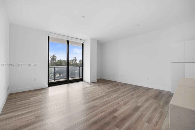 Foto del edificio - 101 Diplomat Pkwy