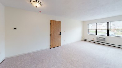 Oxford Apartments photo'