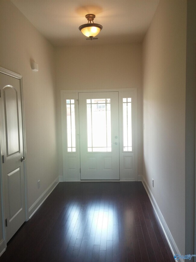 Foto del edificio - 29635 Laura Ridge Dr NW