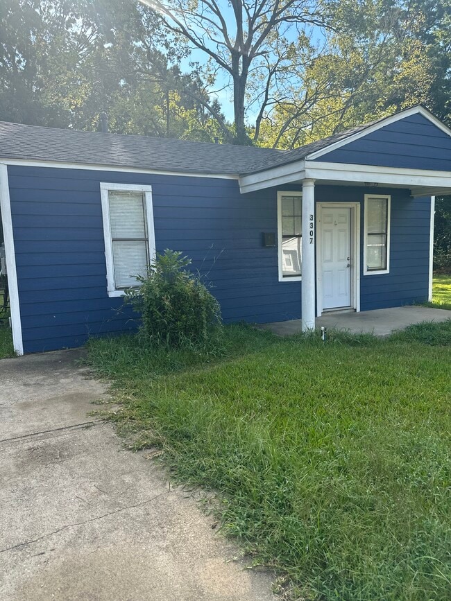 Building Photo - 3307 Boone St