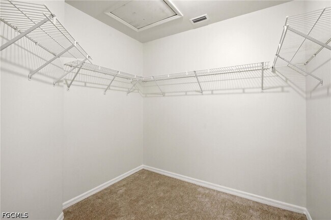 Foto del edificio - 2600 SW 1st St