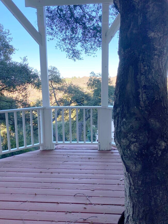 21980 Alta Dr Unit Guest Apartment, Topanga, CA 90290 Apartments in