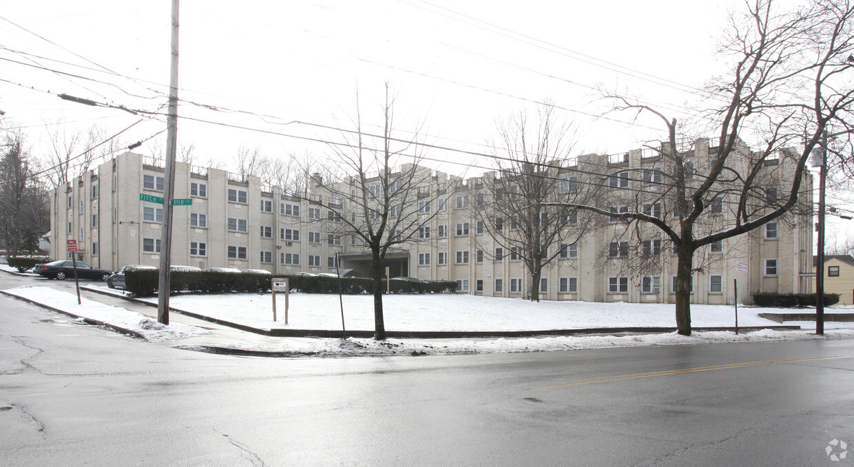 Primary Photo - Windsor Oaks Apartments