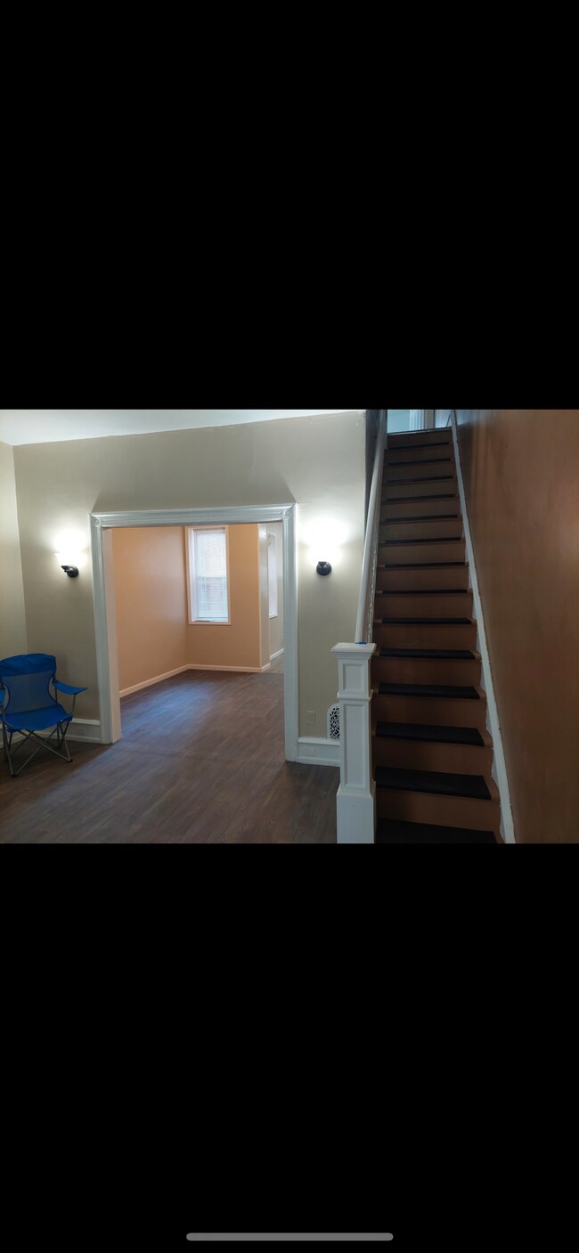 Foto del edificio - 1348 Kerbaugh St