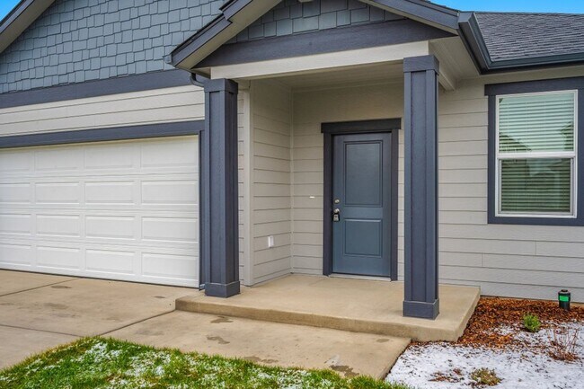 Foto del edificio - New Construction!! Columbia Plan in the Pa...