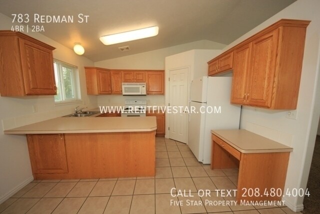 Foto del edificio - 783 Redman St