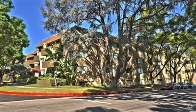 Building Photo - 14141 Dickens St