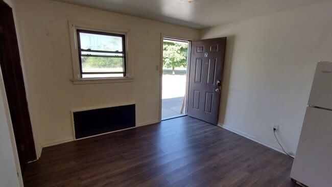 Foto del edificio - 2223 N Water St Ext