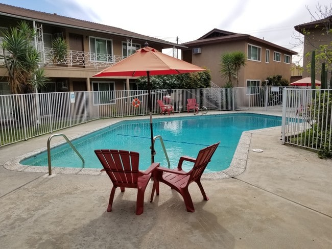 Pool Side - 265 San Marcos St