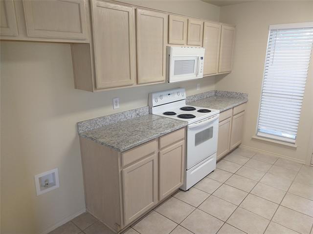Foto del edificio - 3307 Scenic Glen Dr
