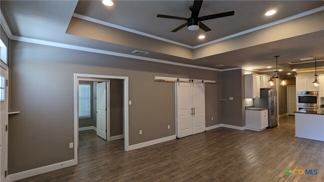 Building Photo - 1359 Dexters Pl