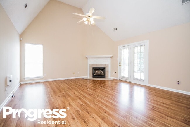 Building Photo - 9441 Club Walk Ct