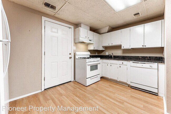 Foto del edificio - 2 br, 1 bath House - 2126 N High St #B