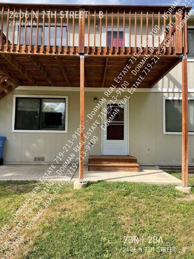 Foto del edificio - Very cute 2 bedroom duplex!