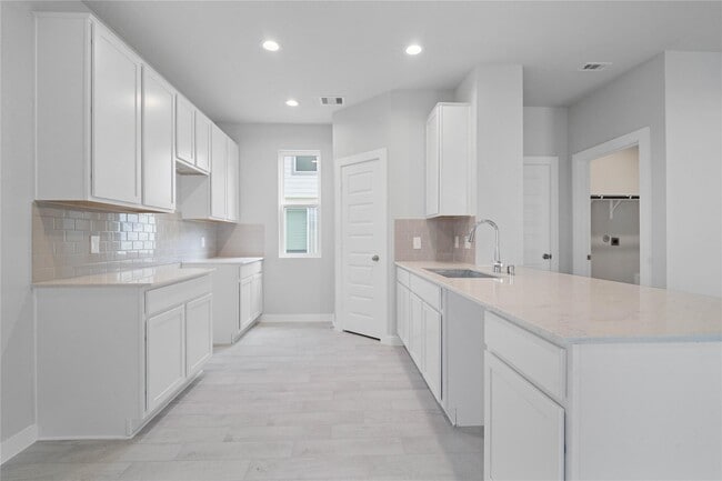 Building Photo - 2638 Finley Ln