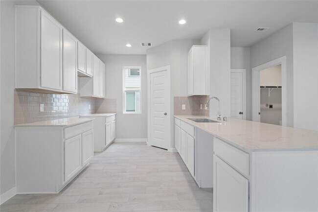 Foto del edificio - 2638 Finley Ln