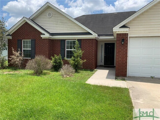 Building Photo - 13 Castle Hill Rd