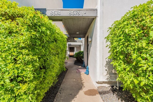 Foto del edificio - Short-Term Rentals OK *** Less than 2 mile...