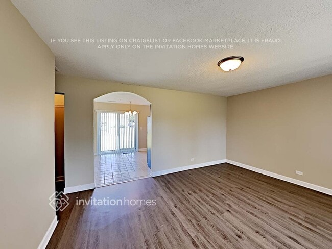 Building Photo - 3805 Clipper Dr
